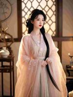 说他赤脚医生？可他能起死回生！